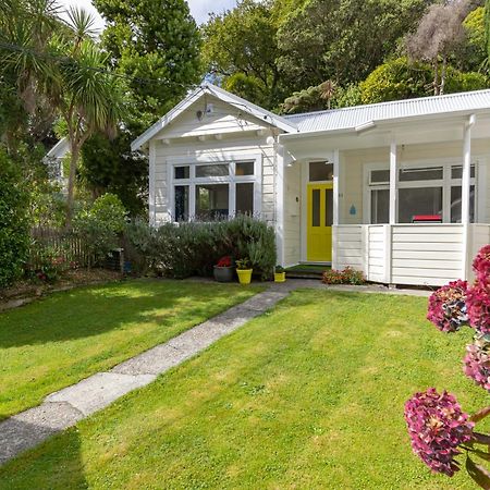 Peaceful & Private City Cottage With Carparks Wellington Exteriör bild