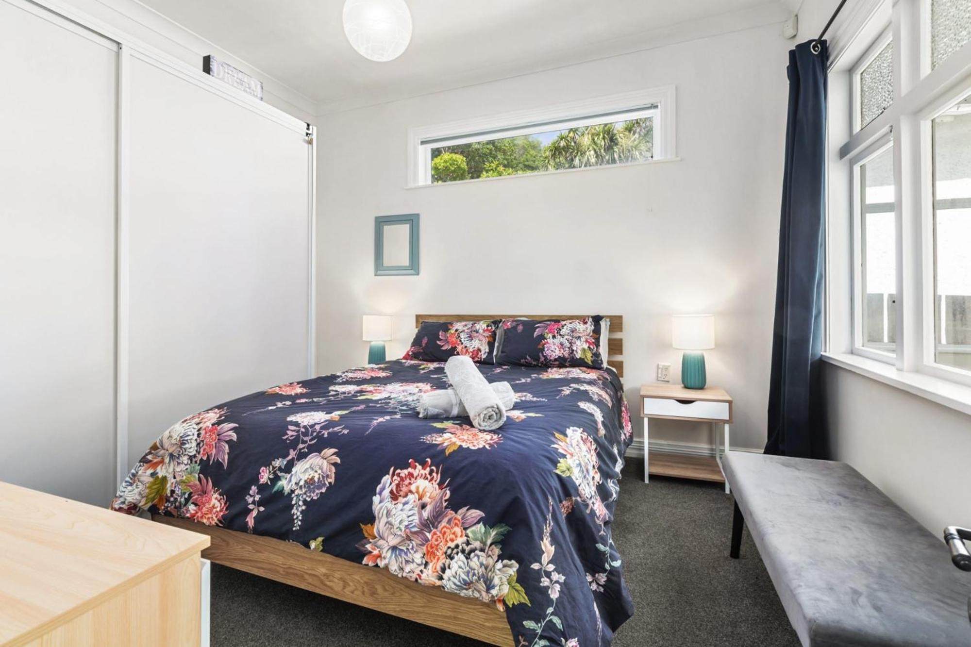 Peaceful & Private City Cottage With Carparks Wellington Exteriör bild